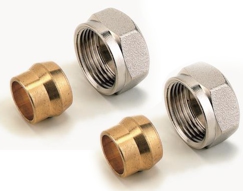 aansluit koppeling CV / koper 15mm - M22 (set a 2 stuks)