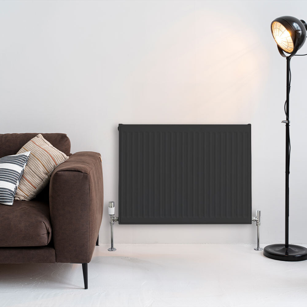 H90 x B120 T33 - Paneelradiator C8 geribbelde voorzijde Mat Zwart