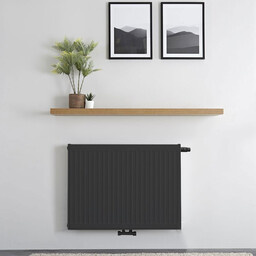 H40 x B140 T22 - Paneelradiator C8 Geribbelde voorzijde Mat Zwart