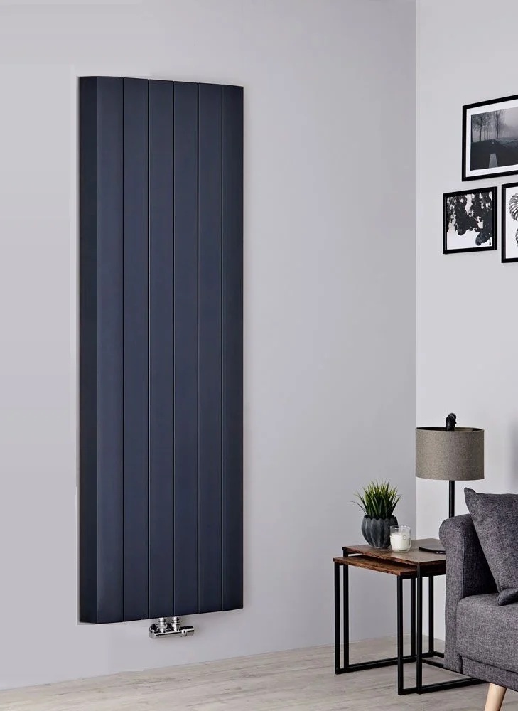 H200 x B60 Verticale designradiator T20 - C4 gegroefd Mat Zwart